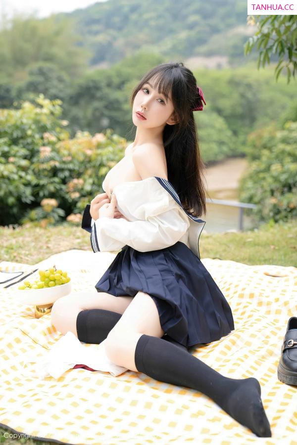 波巧酱  [XiuRen]高清写真图 2024.04.10 No.8365 波巧酱 性感美腿第74张图片